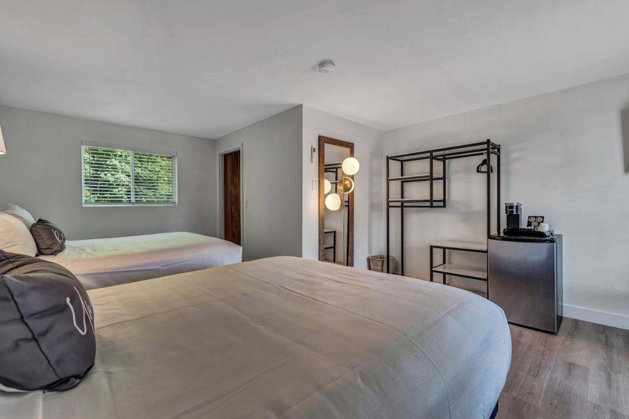 Endless Dunes, A Modern Motel Eastham Bagian luar foto